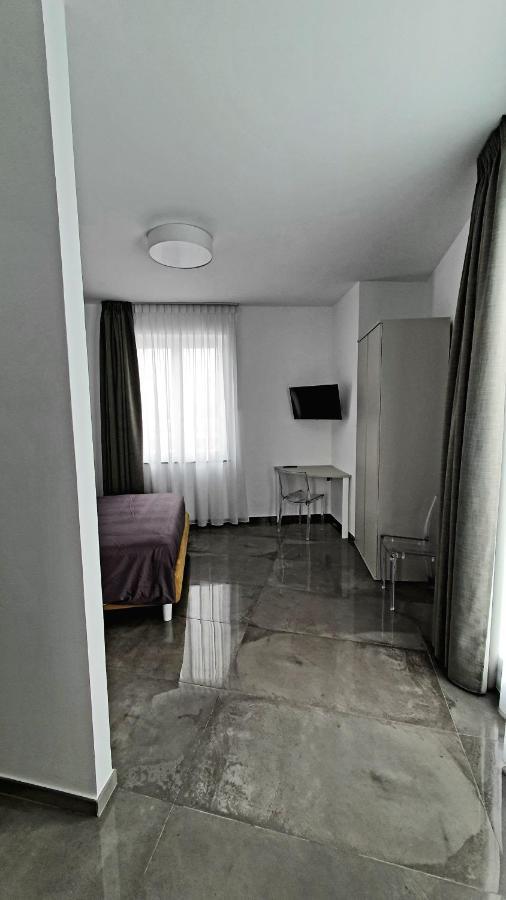 Werooms Σαλέρνο Εξωτερικό φωτογραφία
