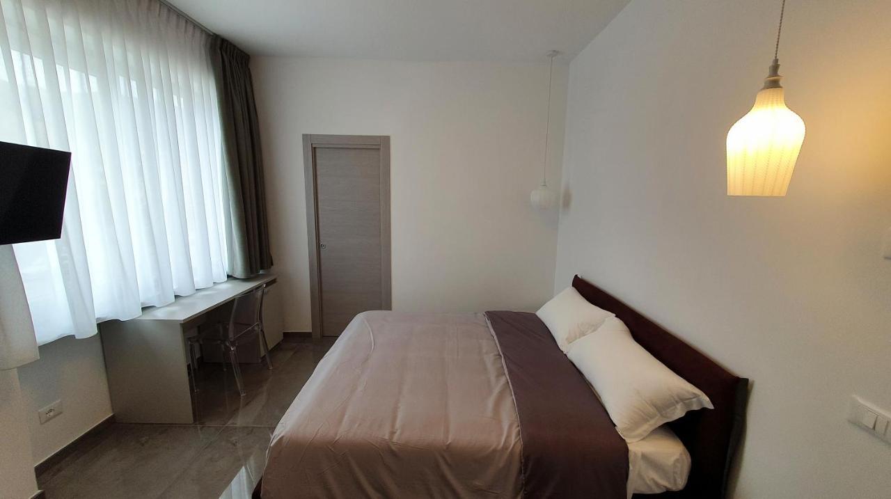 Werooms Σαλέρνο Εξωτερικό φωτογραφία